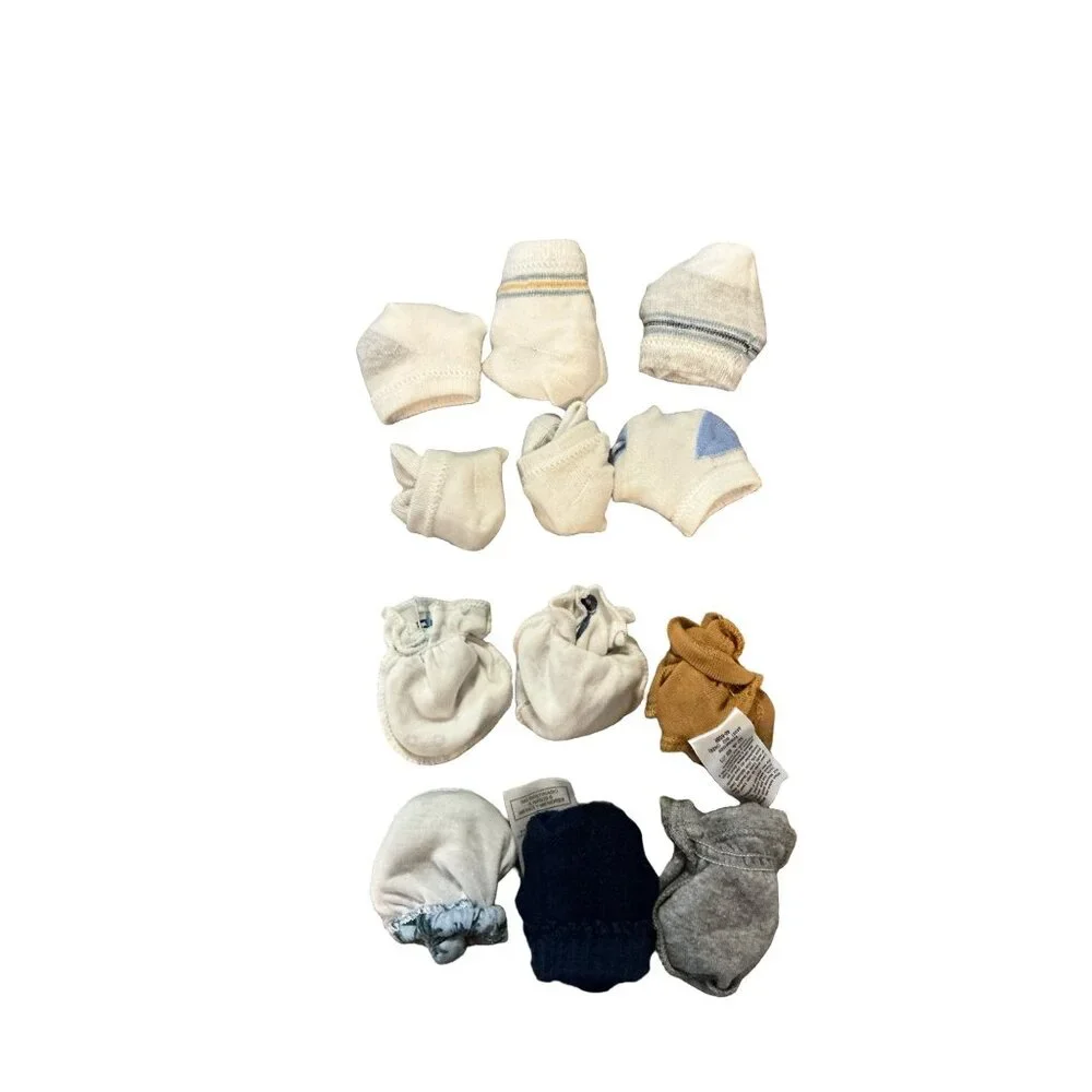 Newborn & 0-3M Baby Boy Clothing Lot Nike Carters Gerber Honest Tops Pants Socks